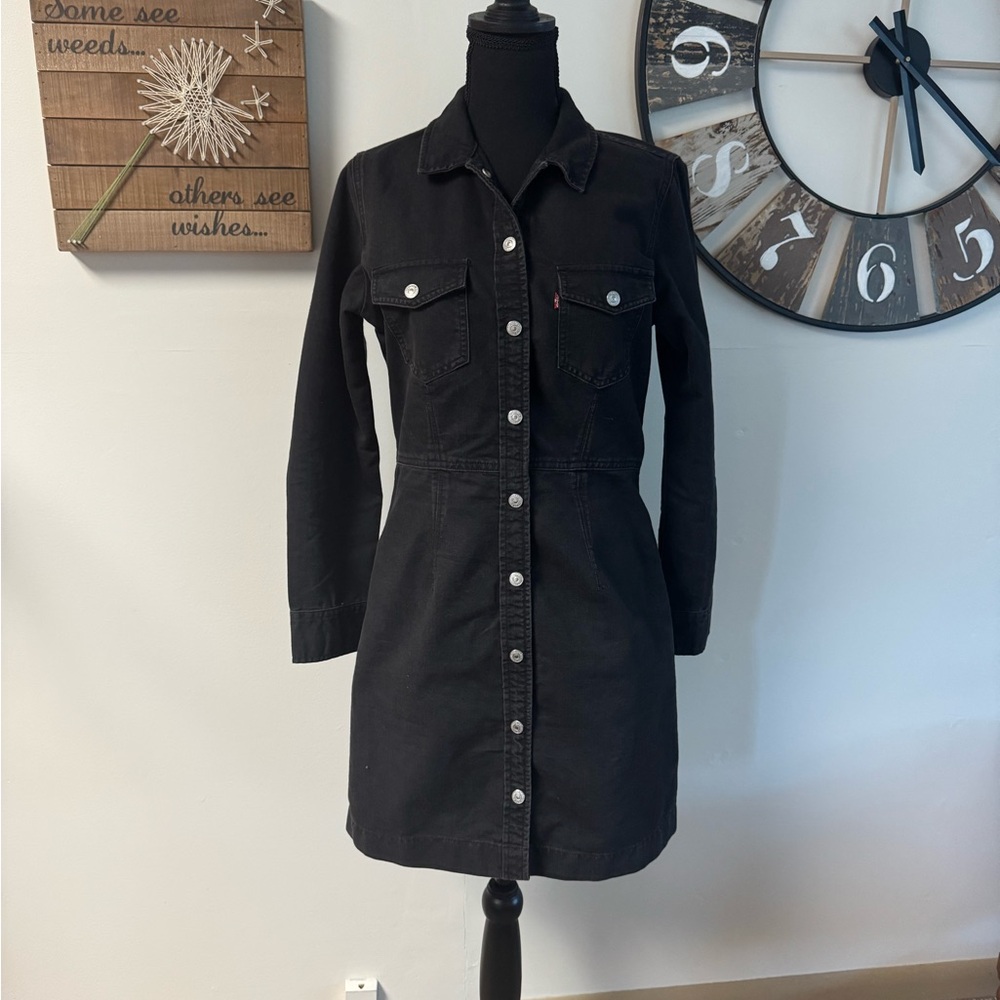 Sz M Levi’s Ellie Denim black dress. Snap front long sleeve. Cute! NWOT - Picture 5 of 11